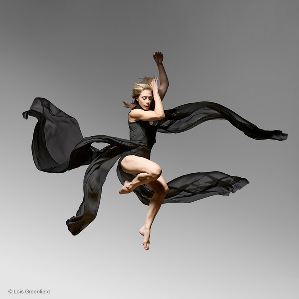 photo by Lois Greenfield